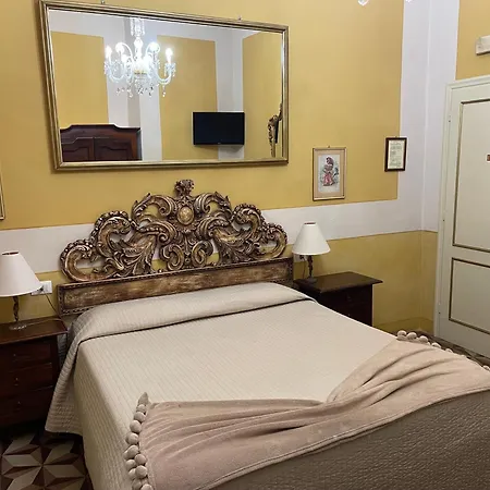La Boheme Bed and breakfast