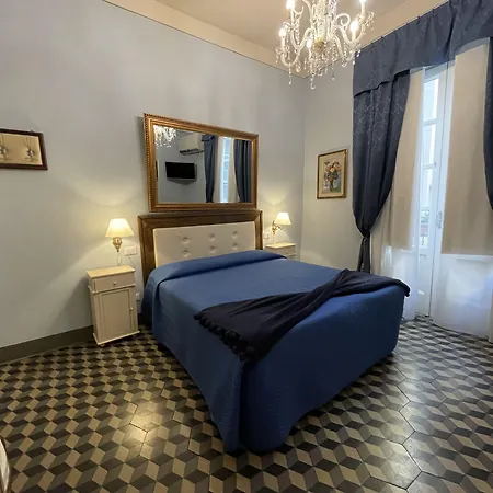 La Boheme Nocleg ze śniadaniem 3*