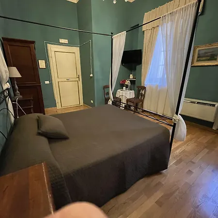 Bed and breakfast La Boheme 3*